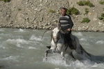 Фото 17.1 Хатам на коне