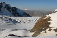 Обход ледопада правым бортом ледника Колпаковского