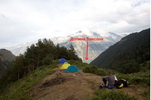 Фото 4 Травянистый бугор с традиционными местами под палатки