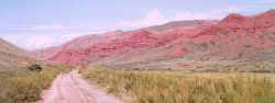 Дорога в Покровку. Красные скалы Чон-Кызыл-Суу.